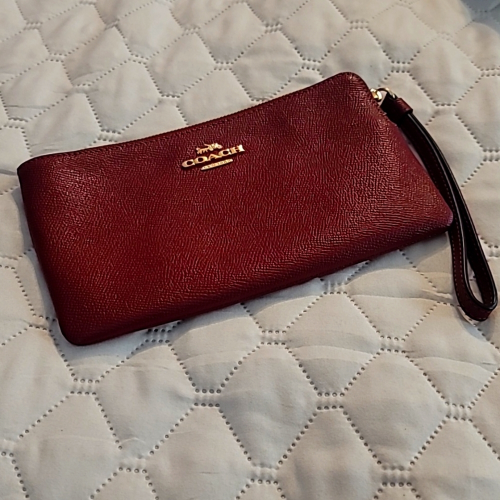 Authentic Coach wristlet